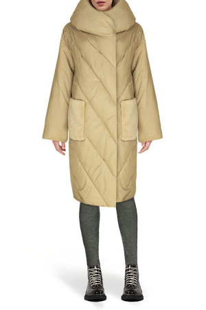 Стеганое пальто с меховыми карманами class=