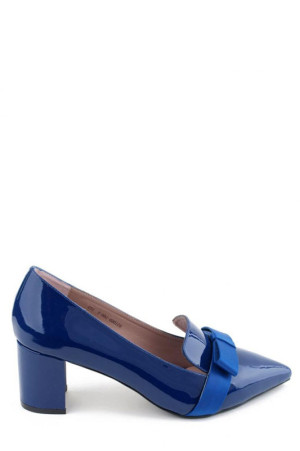 Женские синие туфли на невысоком каблуке Basconi лаковая кожа синего ц class=