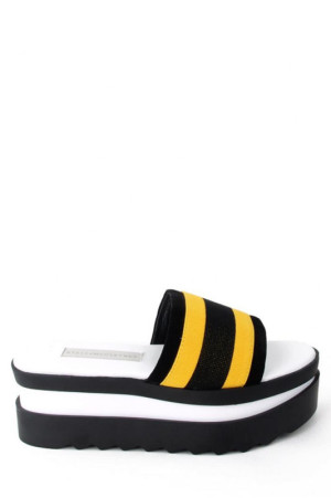 Стильные босоножки на высокой платформе class=